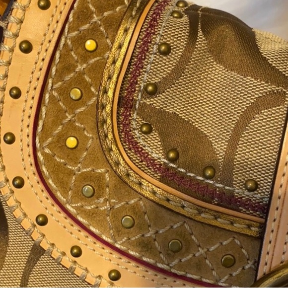 Vintage Coach Limited Edition Signature Soho Flap Studded Hobo Handbag 10484 - Picture 5 of 14